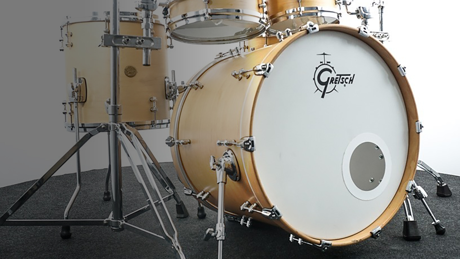 Backline Drumset gretsch new classic maple drum kit rental